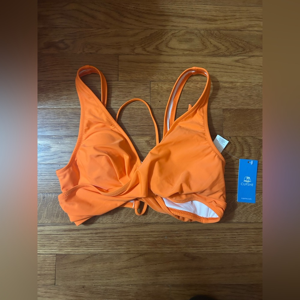 Cupshe Women's Summery Beachy Tropical Bright Orange Sz M Bikini Top - NWT